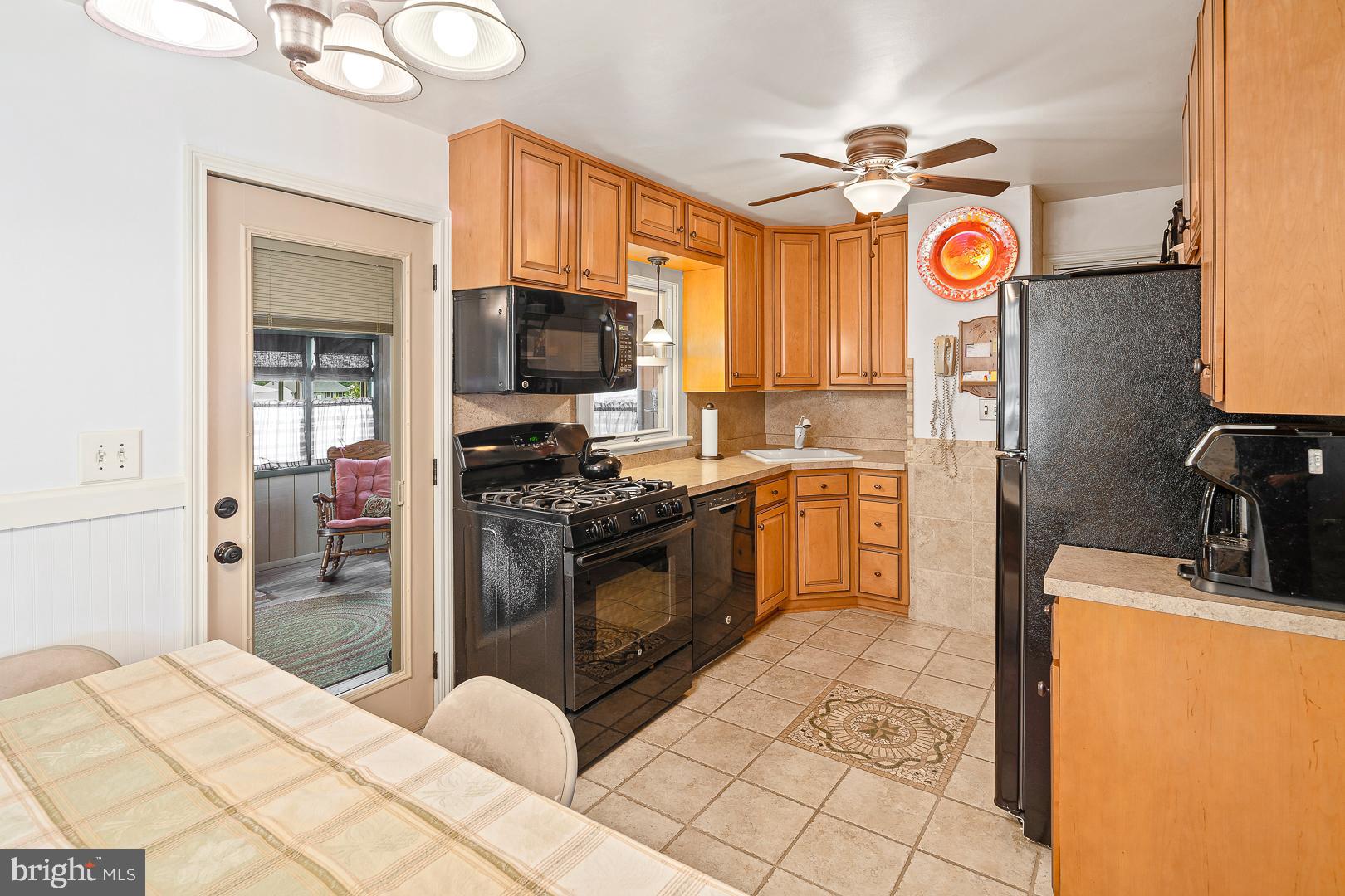 30 Miry Brook Road Hamilton, NJ 08690 - Photo 6 of 24 Gallery Image 6
