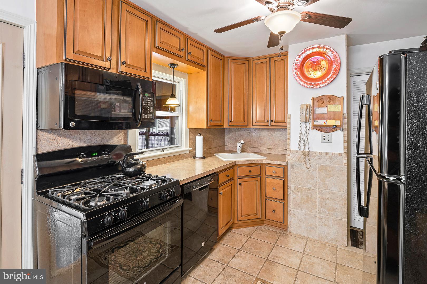 30 Miry Brook Road Hamilton, NJ 08690 - Photo 7 of 24 Gallery Image 7