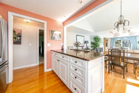 $629,000 | 1 Ironwood Path, Mashpee, MA 02649
