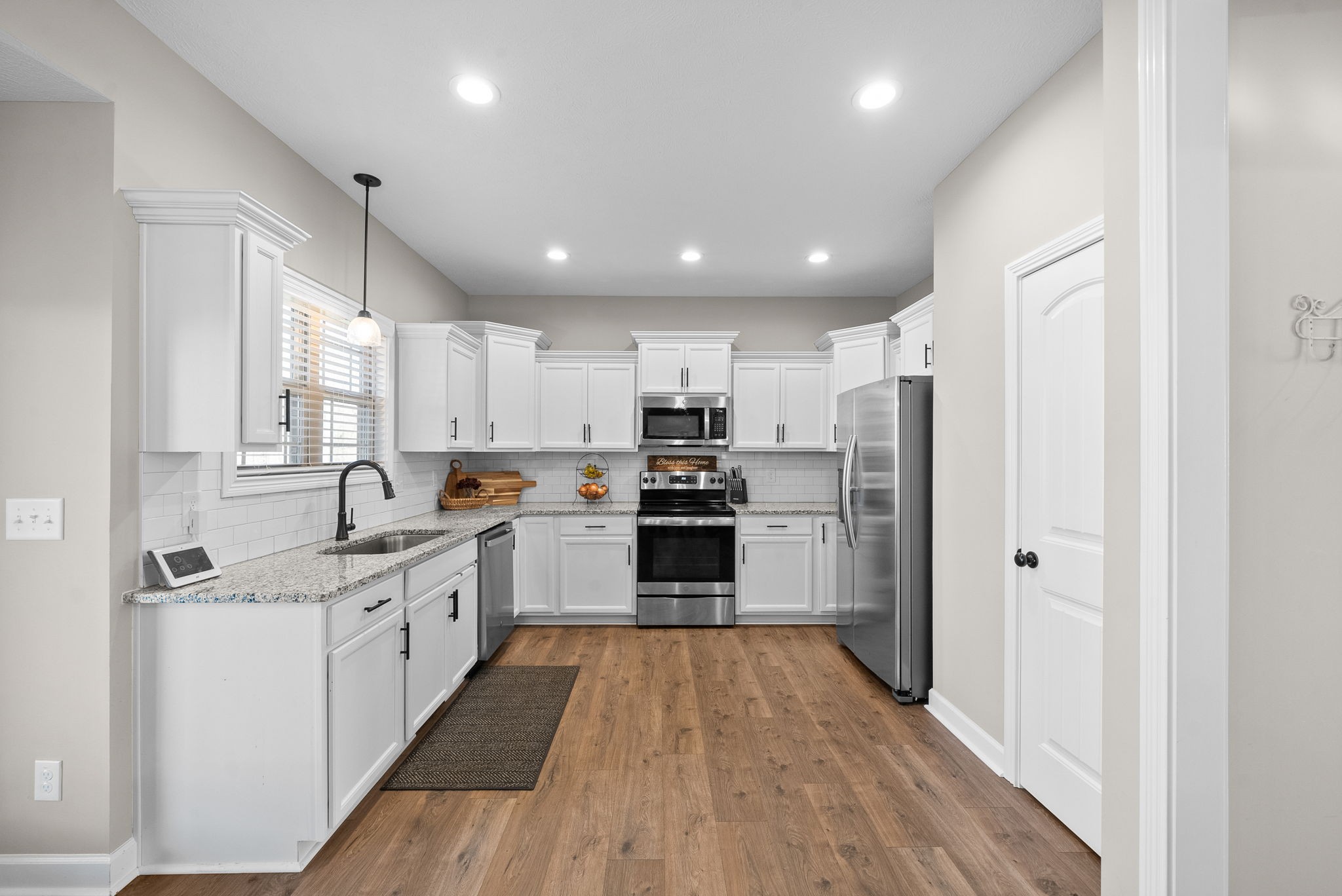 2459 Shadowood Road Clarksville, TN 37043 - Photo 12 of 33