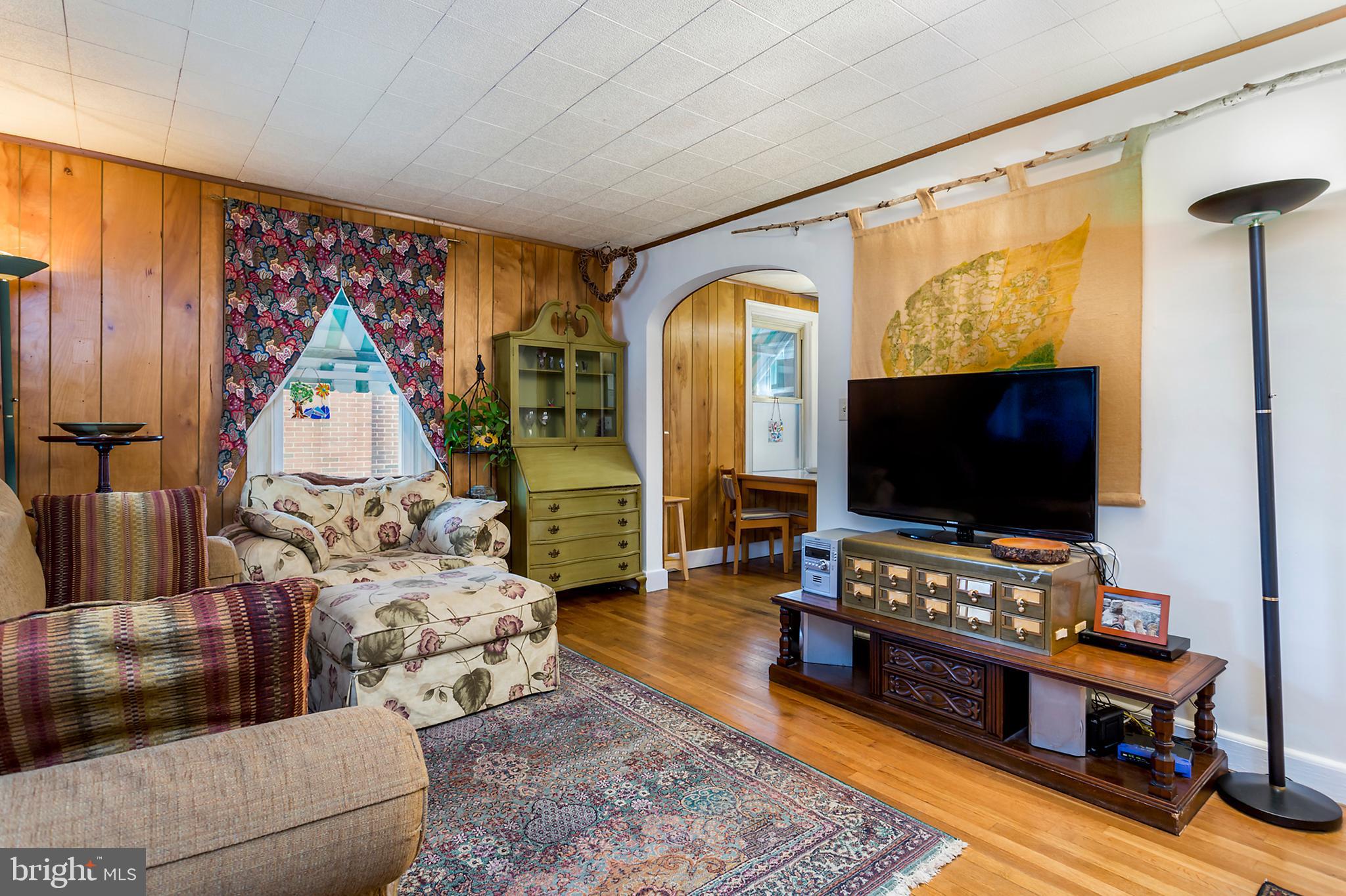 1552 Sulphur Spring Road Baltimore, MD 21227 - Photo 3 of 20 Gallery Image 3