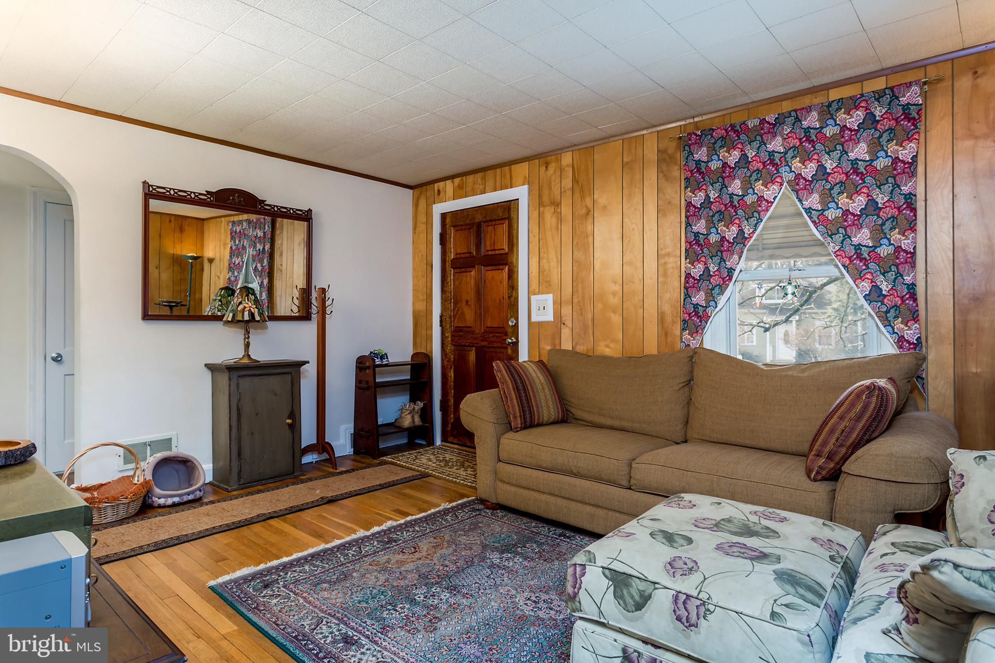 1552 Sulphur Spring Road Baltimore, MD 21227 - Photo 5 of 20 Gallery Image 5