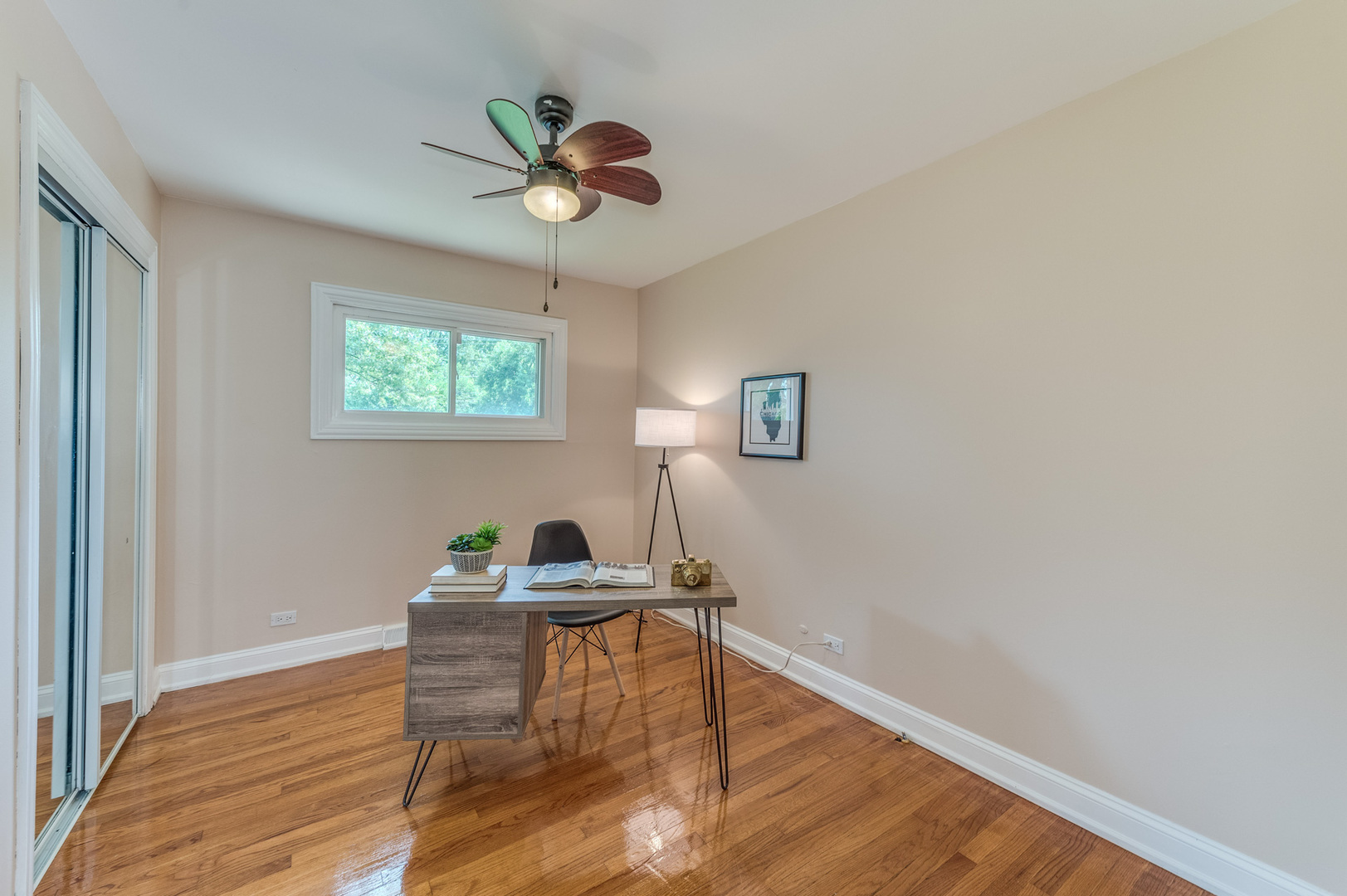 105 North Wolf Road Prospect Heights, IL 60070 - Photo 24 of 26 a room with wooden floor and window
