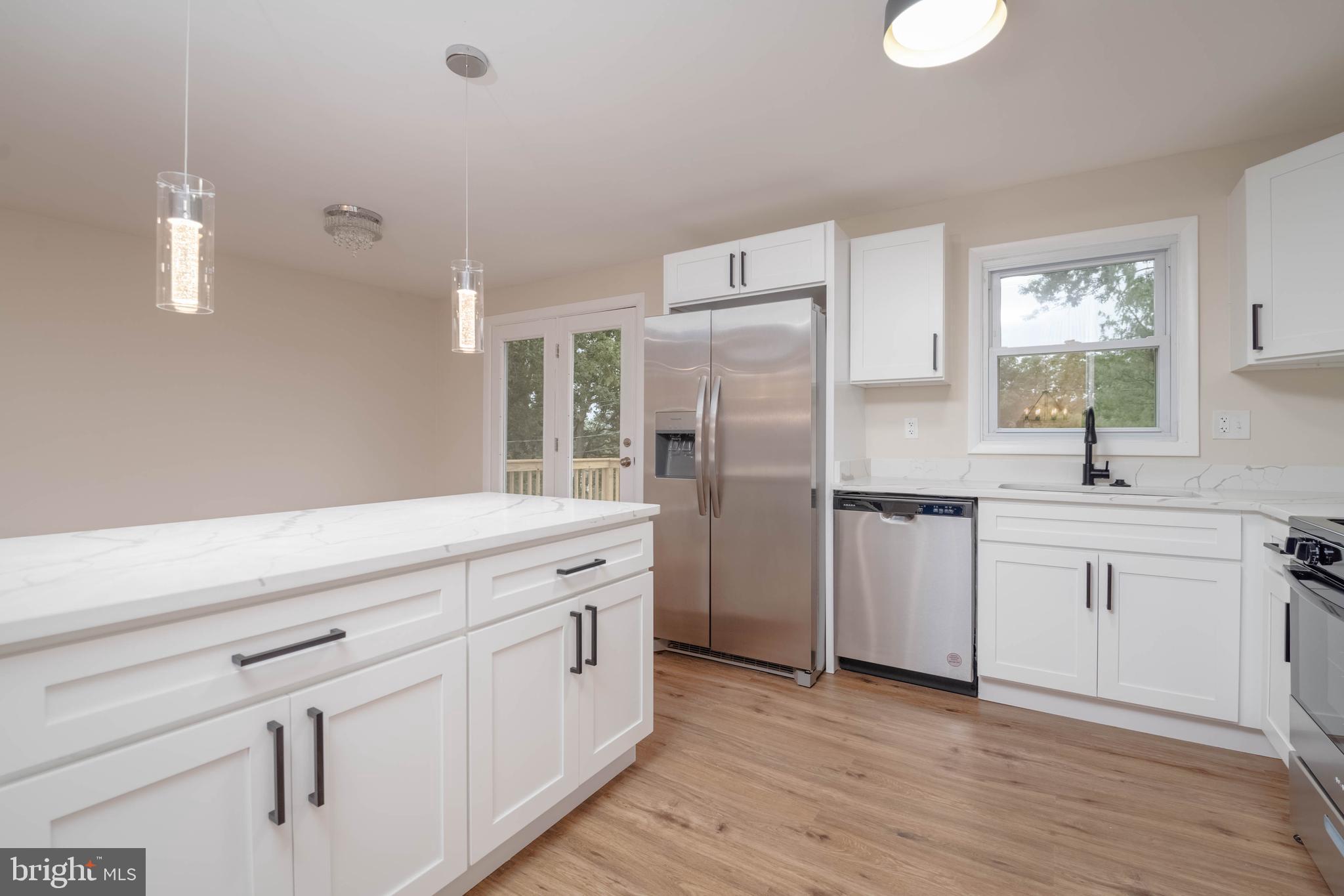 742 Joppa Farm Road Joppa, MD 21085 - Photo 18 of 42 Kitchen and Island