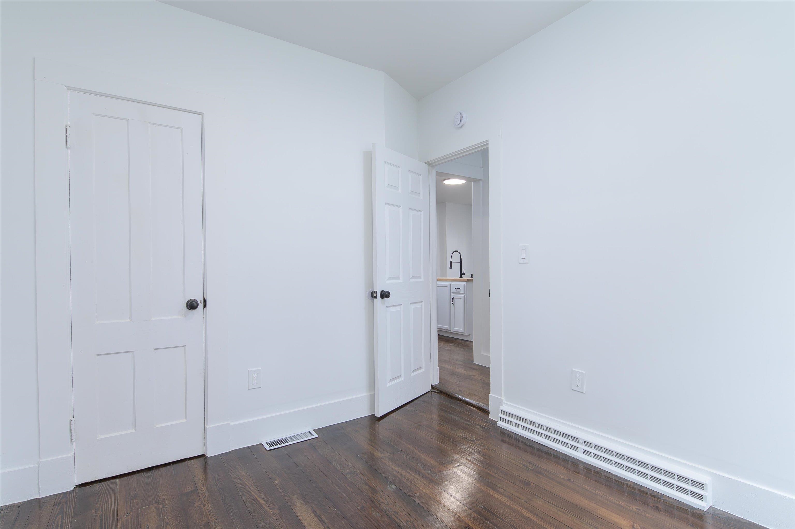 29 Hopkins Street Rutland, VT 05701 - Photo 9 of 45