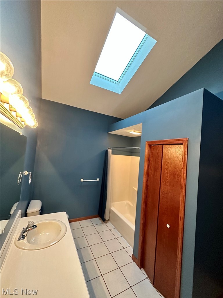 5510 Gilbert Avenue Cleveland, OH 44129 - Photo 11 of 23