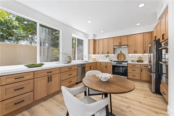 $2,600,000 | 9 Figaro, Irvine, CA 92606