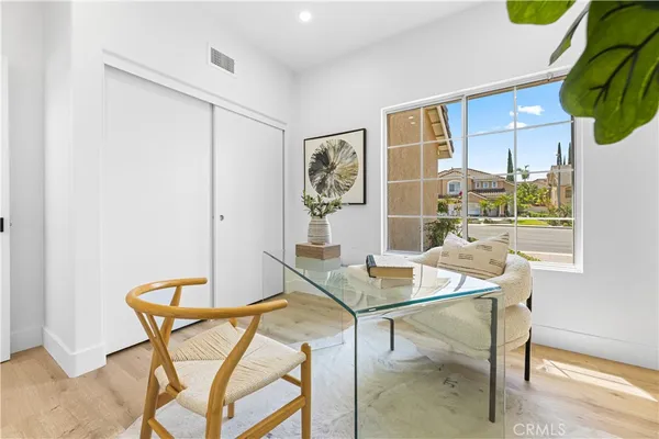 $2,600,000 | 9 Figaro, Irvine, CA 92606