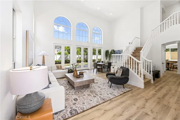 $2,600,000 | 9 Figaro, Irvine, CA 92606