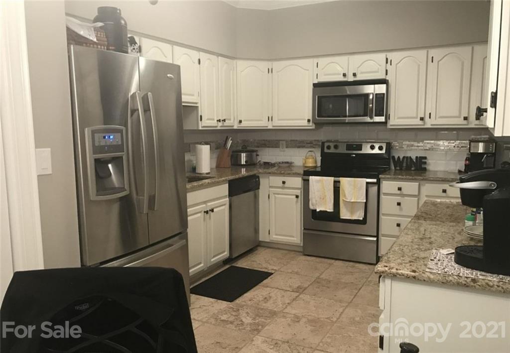 325 Queens Road, Unit 19 Charlotte, NC 28204 - Photo 3 of 15