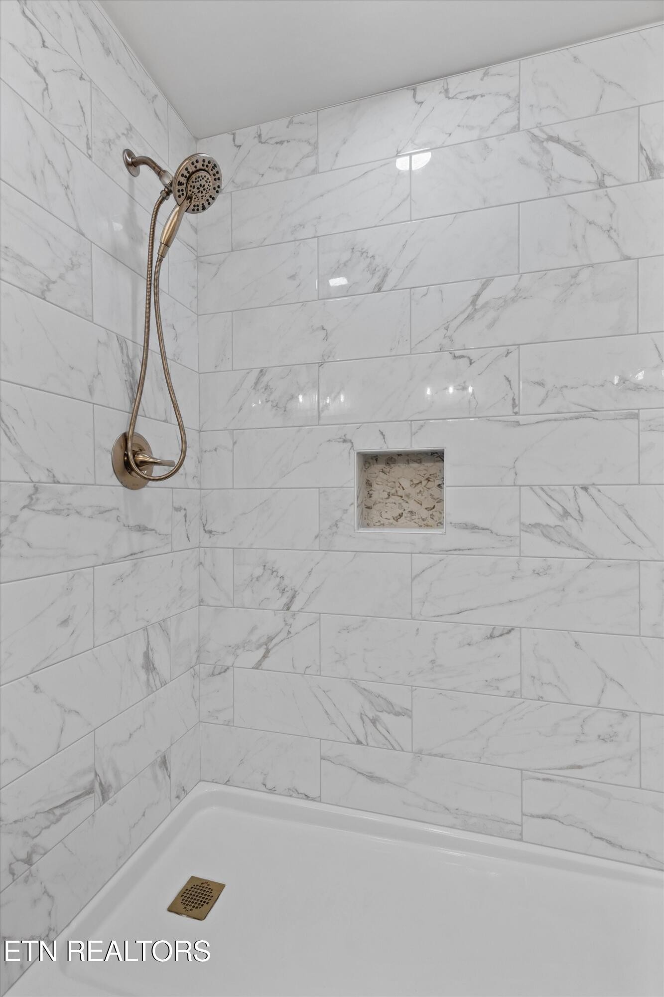 2021 3rd Road Knoxville, TN 37914 - Photo 15 of 20 Gallery Image 15