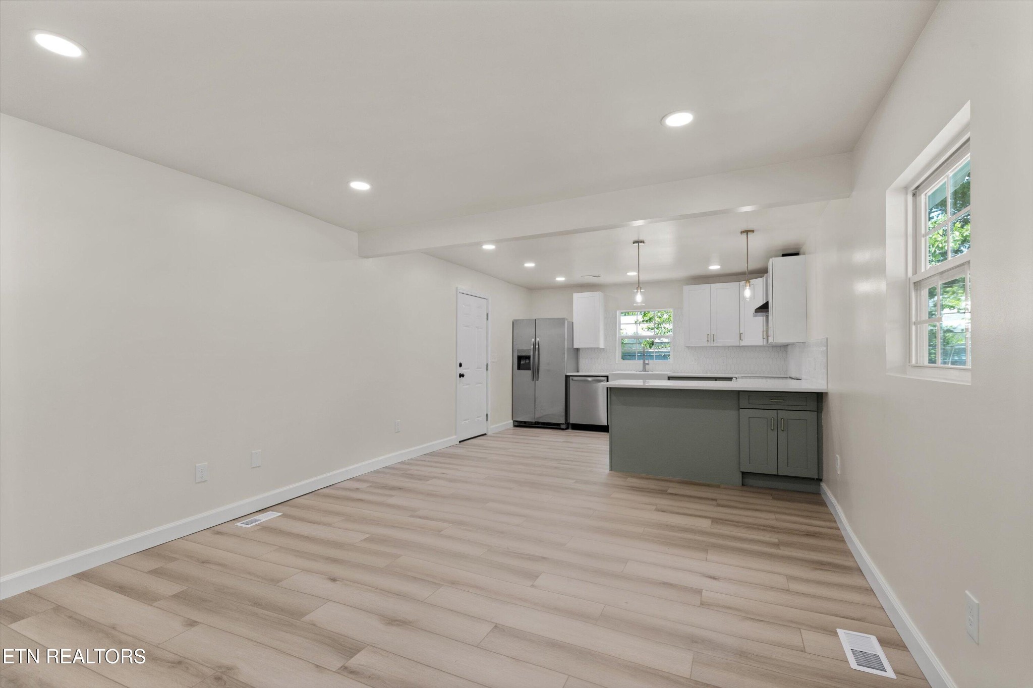 2021 3rd Road Knoxville, TN 37914 - Photo 5 of 20 Gallery Image 5