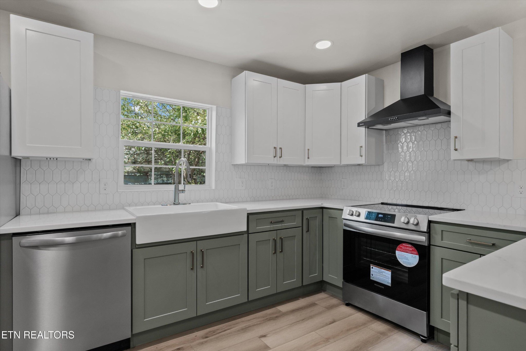 2021 3rd Road Knoxville, TN 37914 - Photo 6 of 20 Gallery Image 6