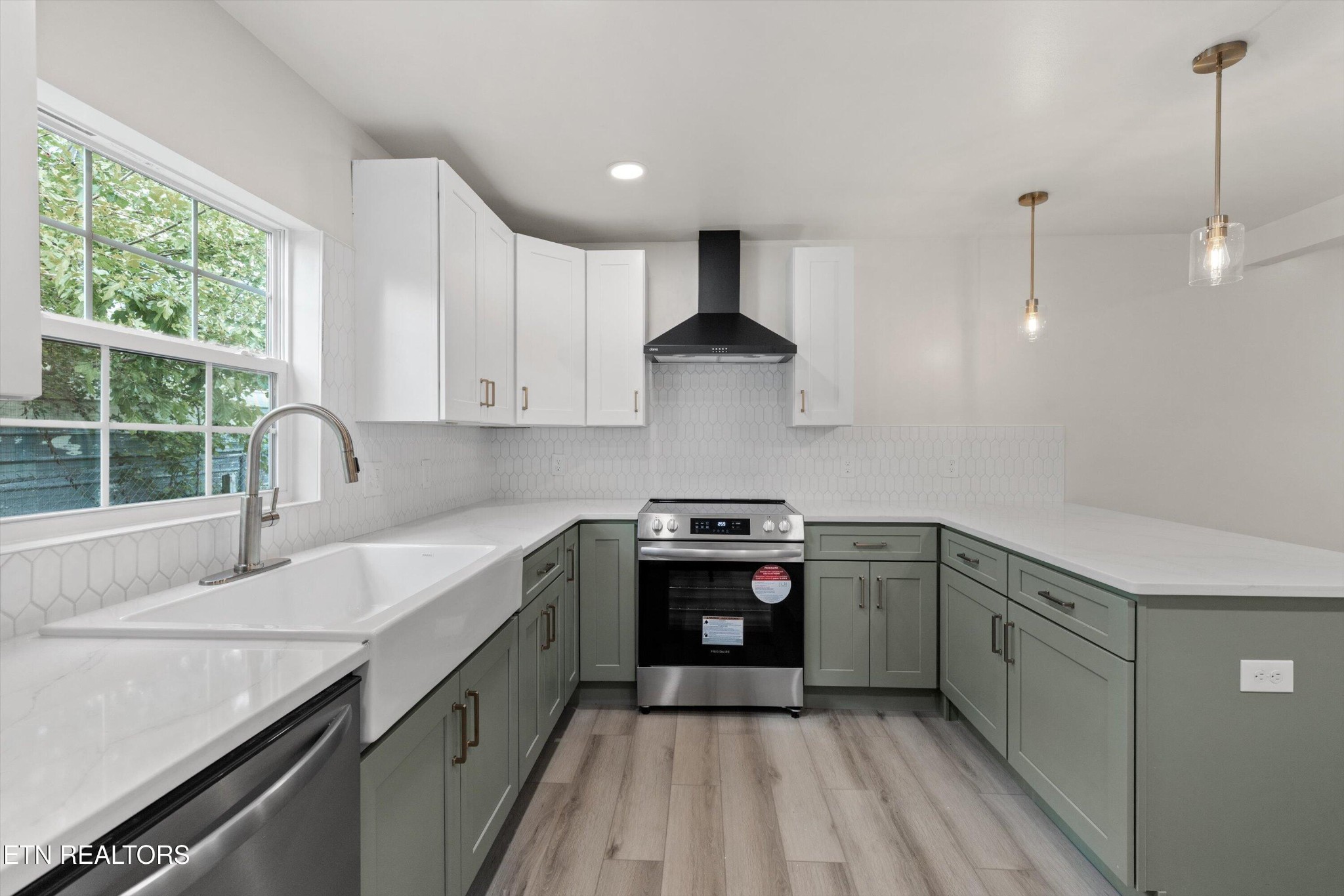 2021 3rd Road Knoxville, TN 37914 - Photo 7 of 20 Gallery Image 7