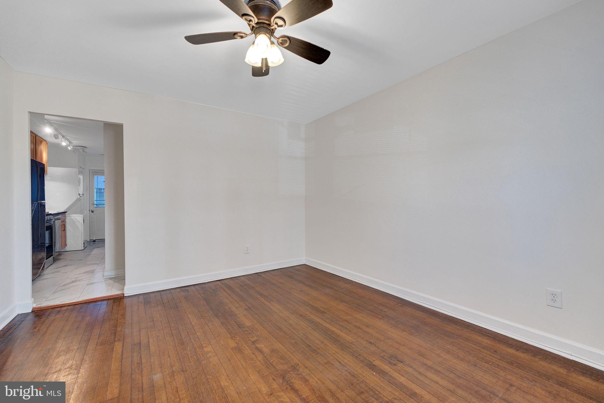 88 Q Street Southwest, Unit 2 Washington, DC 20024 - Photo 5 of 10 Living Room