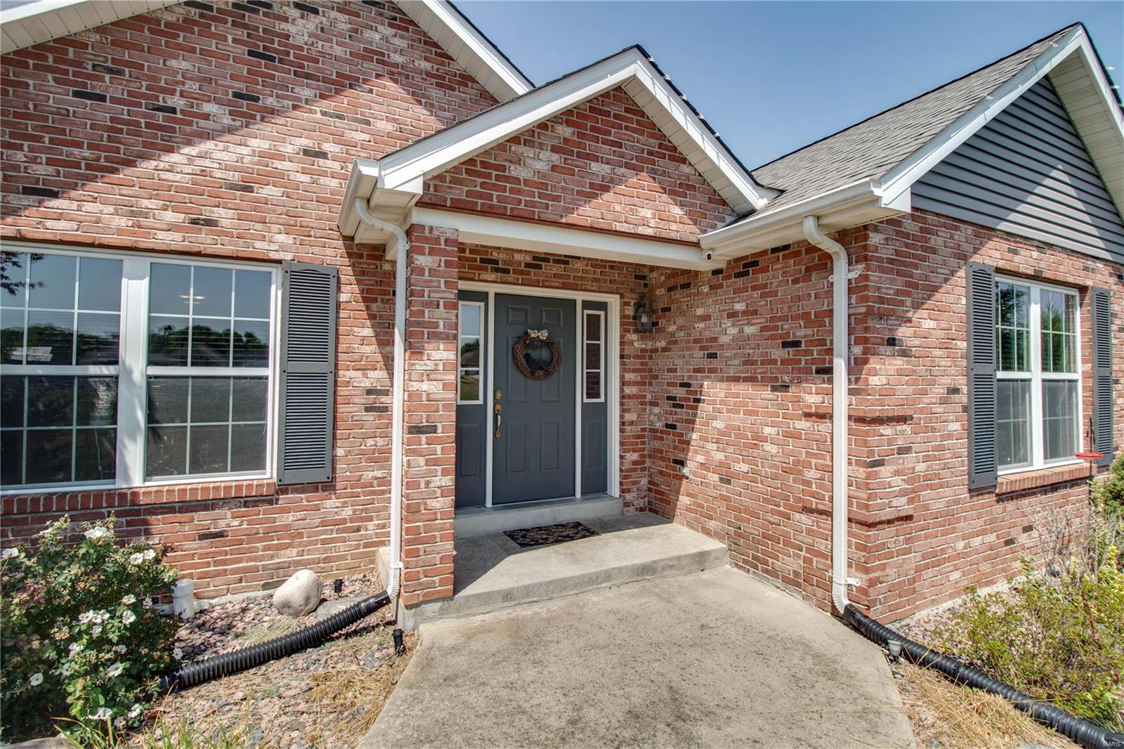 8101 Bethalto Road Bethalto, IL 62010 - Photo 12 of 85 Gallery Image 12
