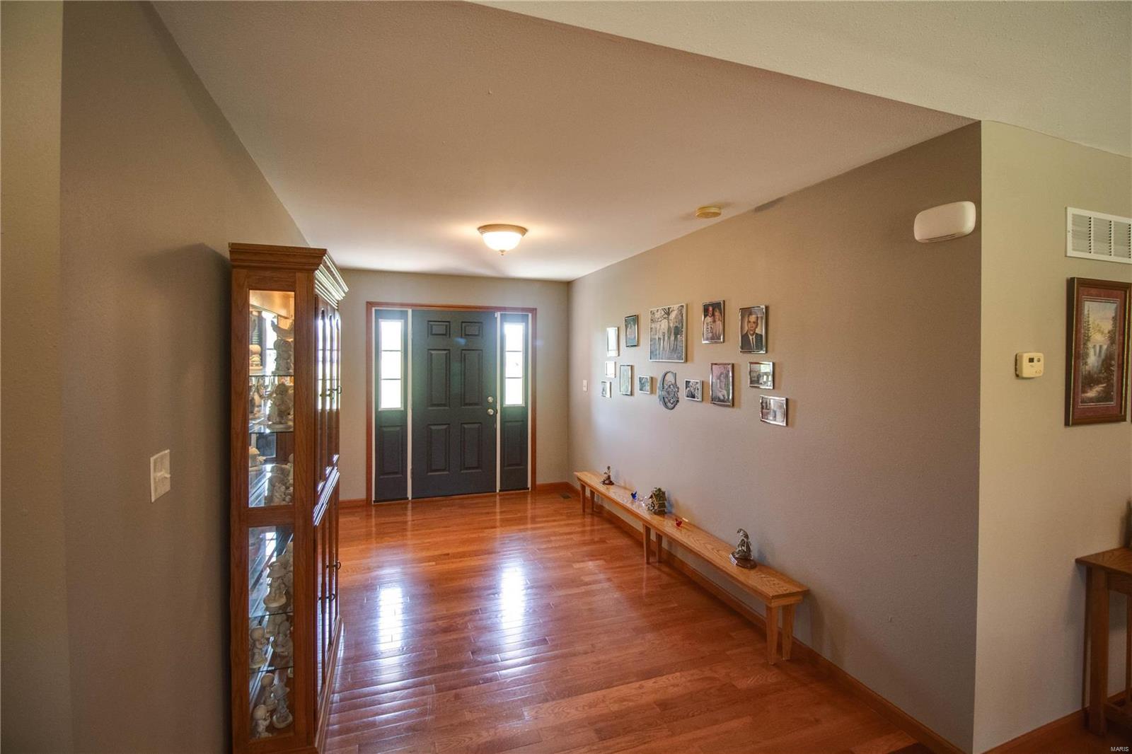 8101 Bethalto Road Bethalto, IL 62010 - Photo 13 of 85 Gallery Image 13