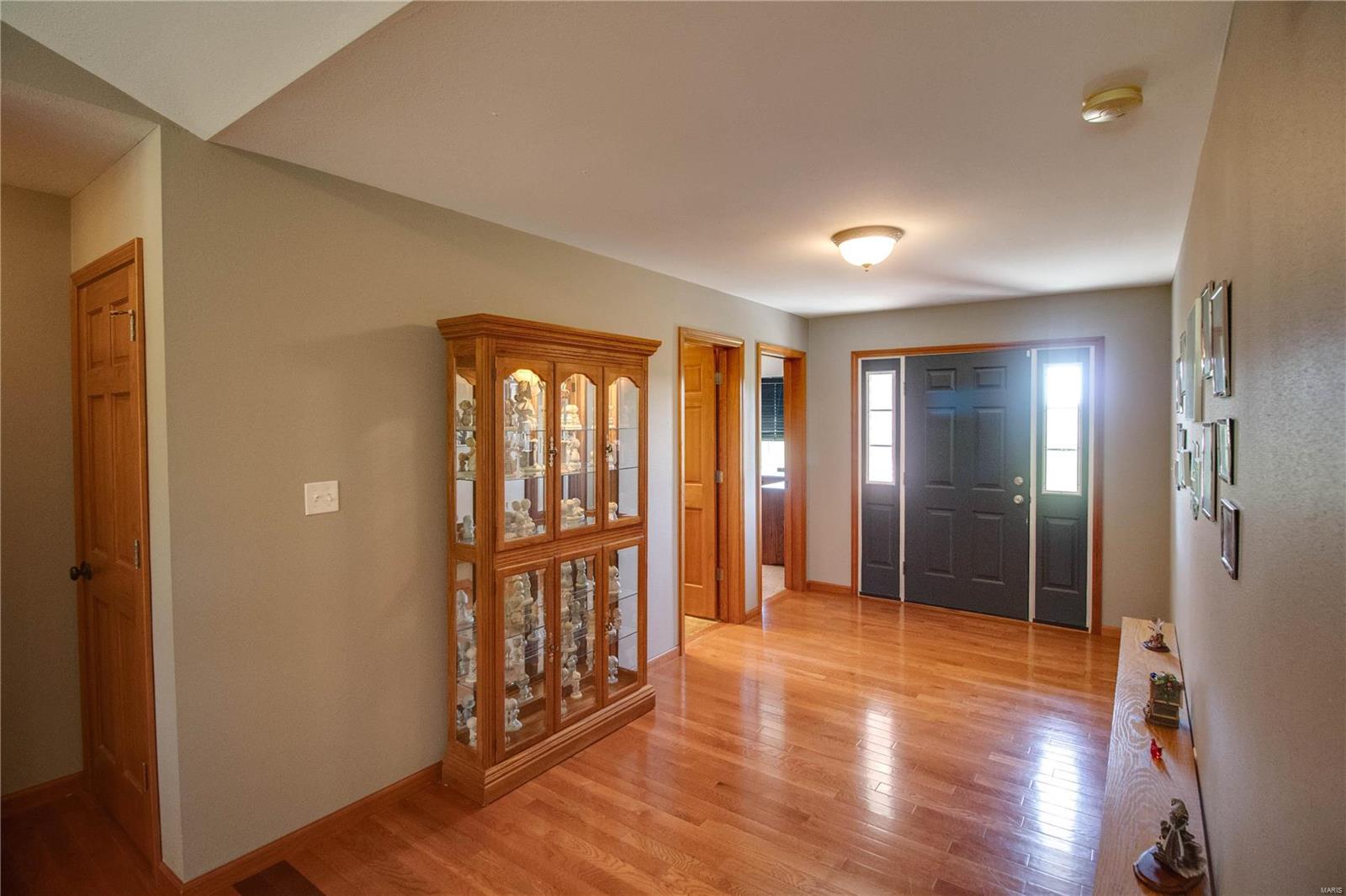 8101 Bethalto Road Bethalto, IL 62010 - Photo 18 of 85 Gallery Image 18