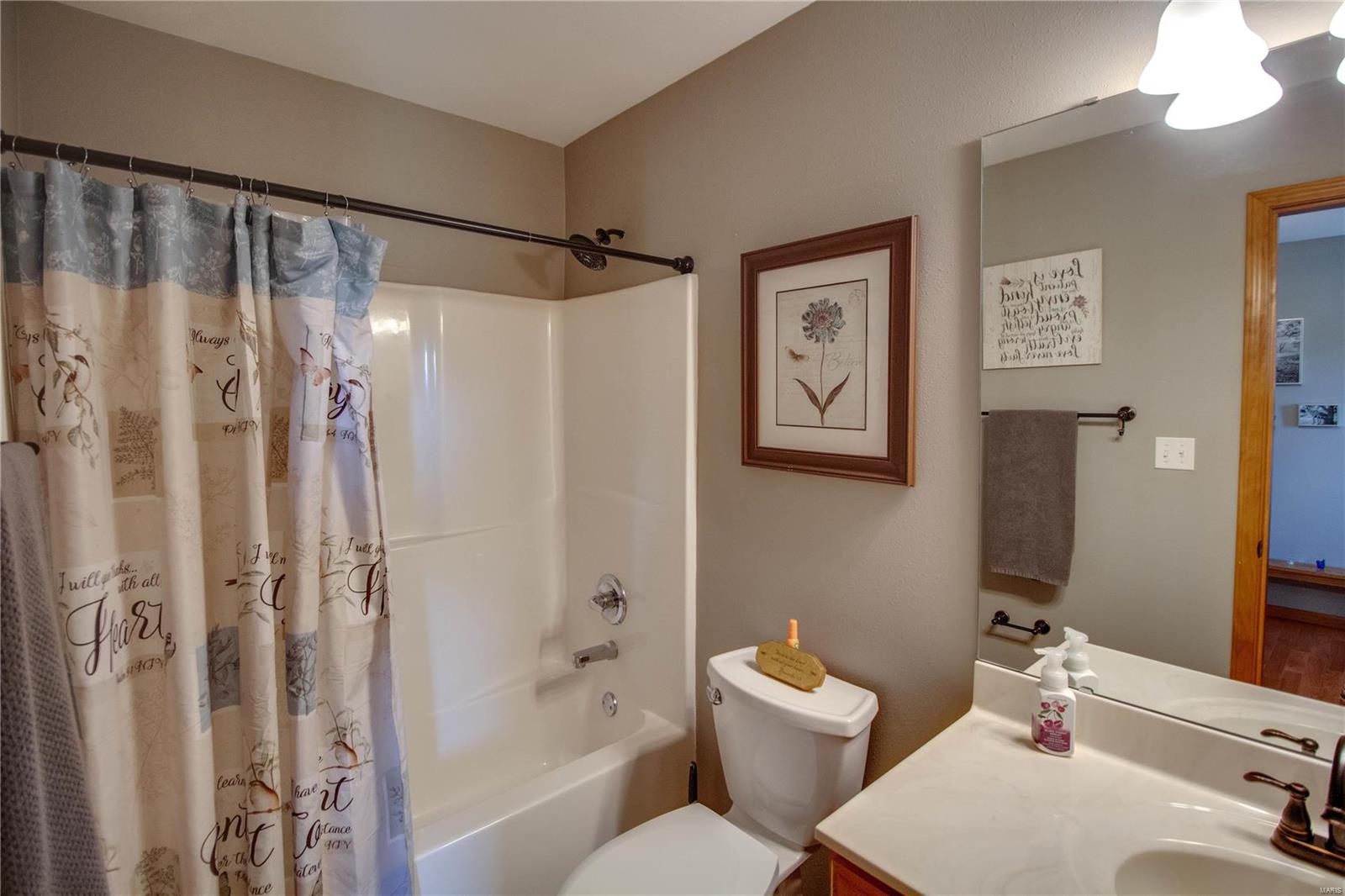 8101 Bethalto Road Bethalto, IL 62010 - Photo 22 of 85 Gallery Image 22