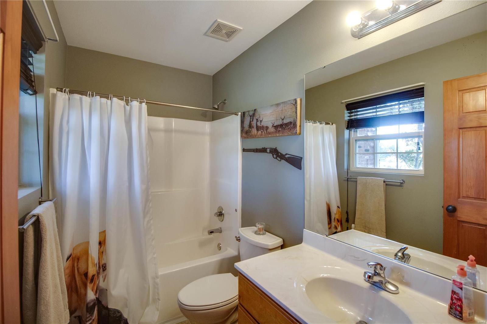8101 Bethalto Road Bethalto, IL 62010 - Photo 28 of 85 Gallery Image 28