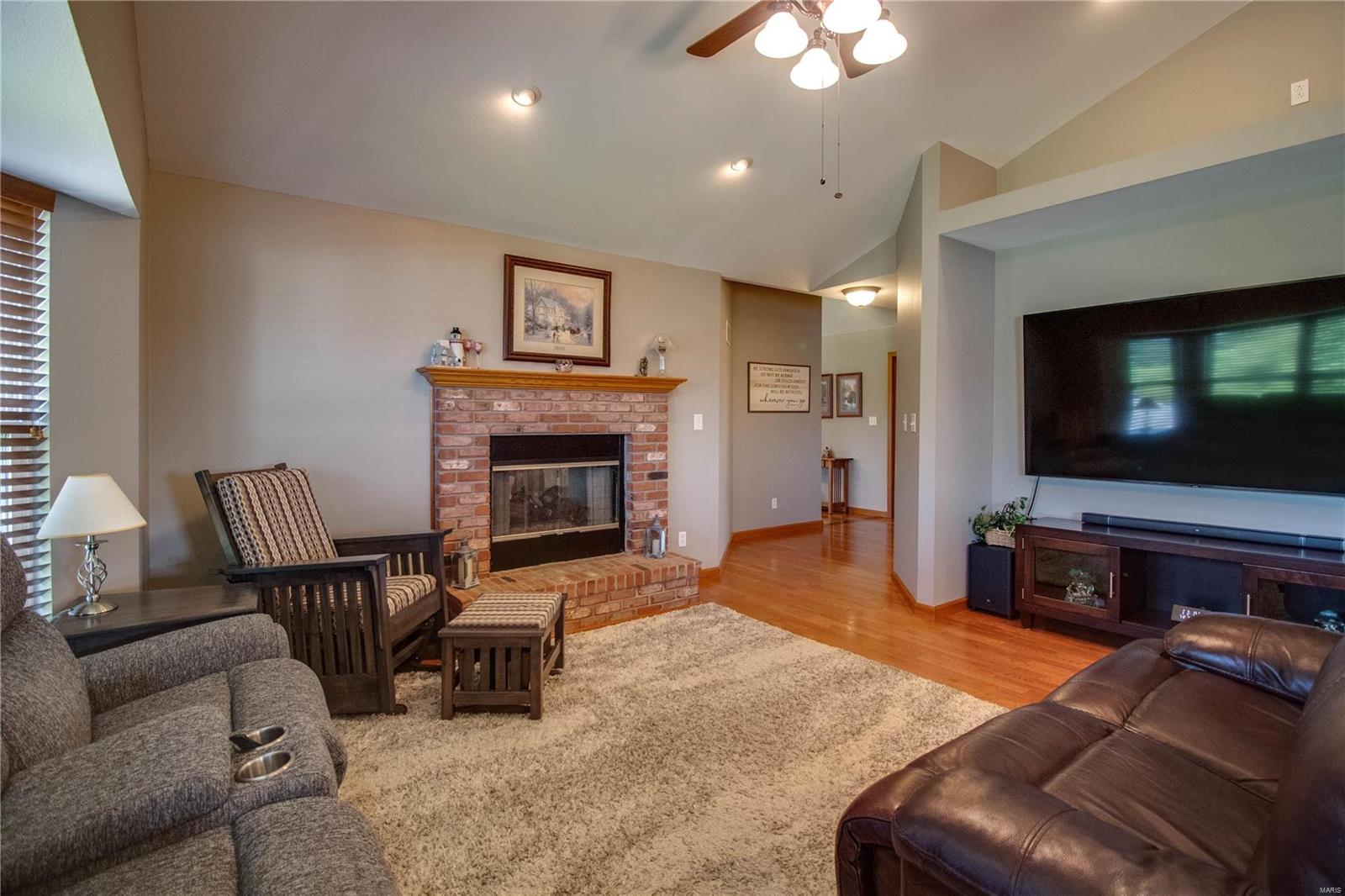 8101 Bethalto Road Bethalto, IL 62010 - Photo 31 of 85 Gallery Image 31