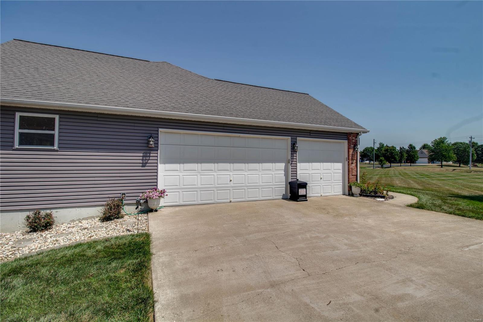 8101 Bethalto Road Bethalto, IL 62010 - Photo 64 of 85 Gallery Image 64