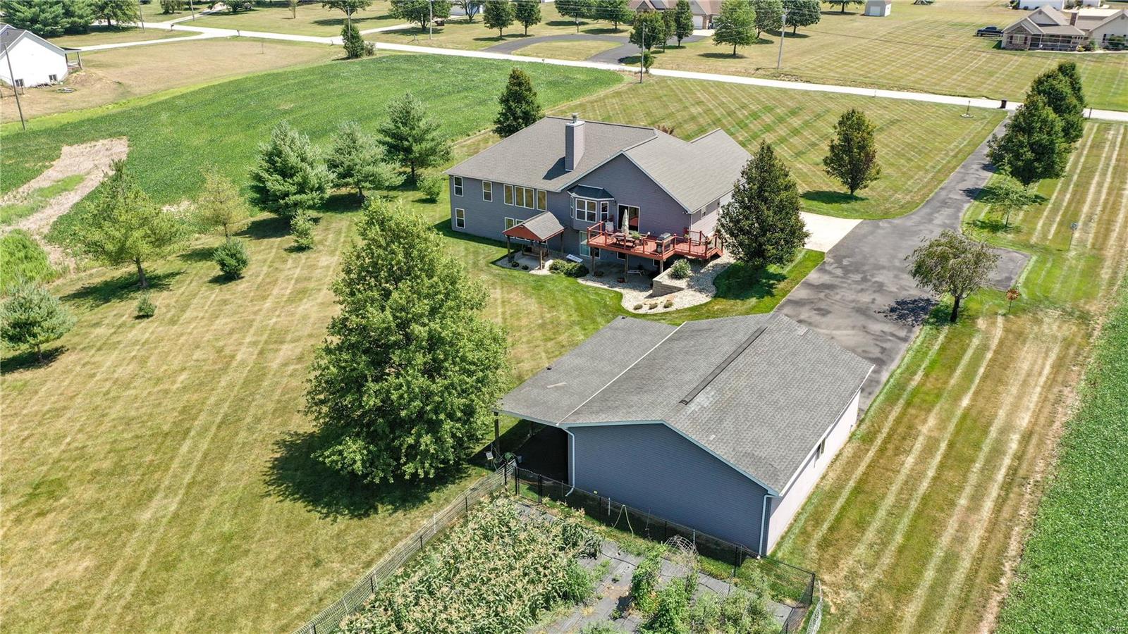 8101 Bethalto Road Bethalto, IL 62010 - Photo 79 of 85 Gallery Image 79