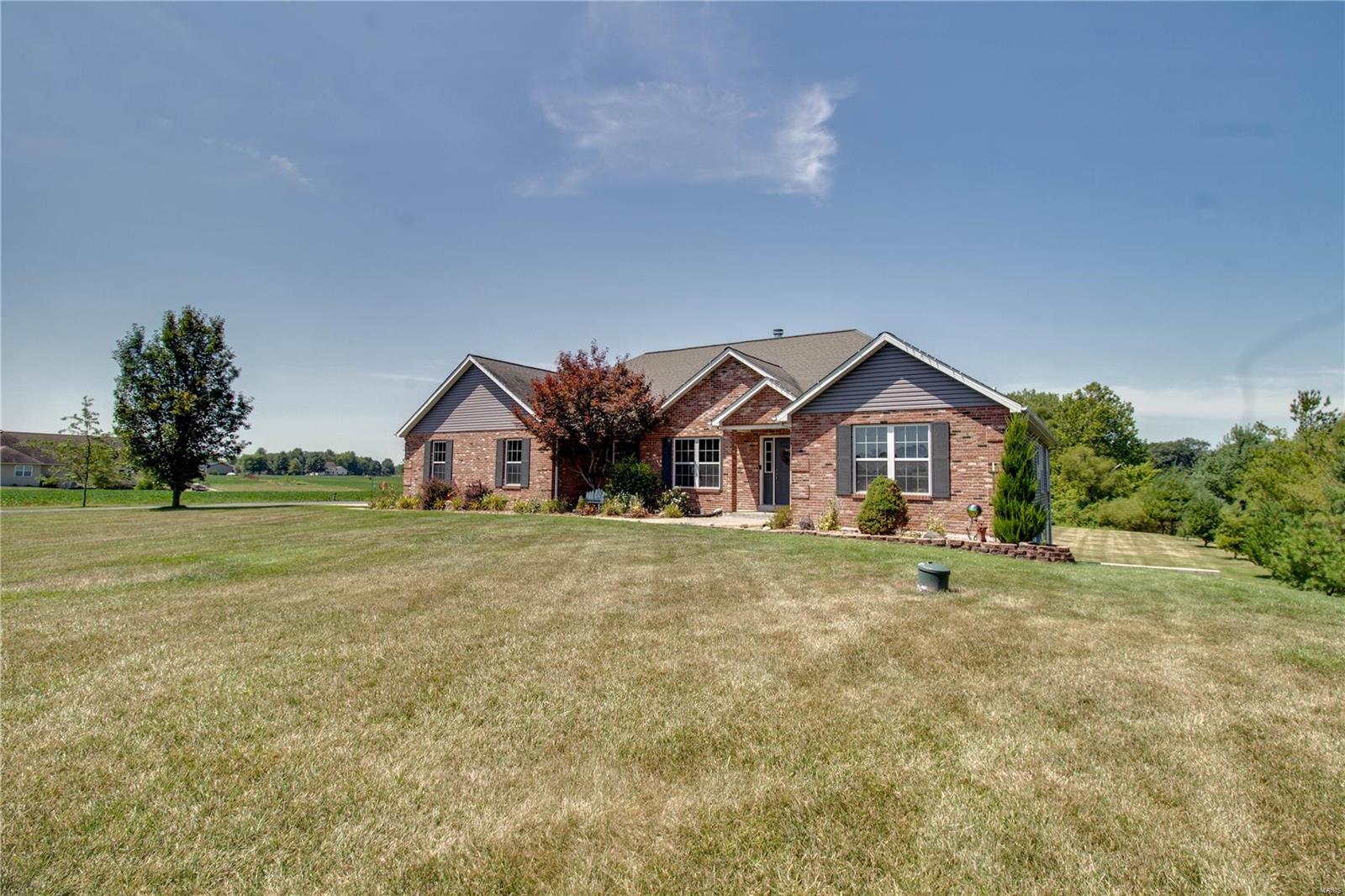 8101 Bethalto Road Bethalto, IL 62010 - Photo 9 of 85 Gallery Image 9