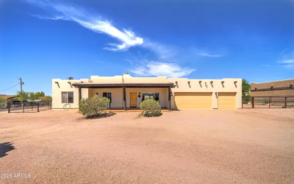 $699,900 | 4642 North Tomahawk Road, Apache Junction, AZ 85119