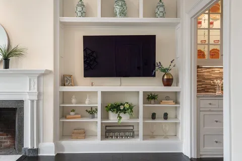 $1,099,000 | 1 Chestnut Street, Unit 3B, Boston, MA 02108