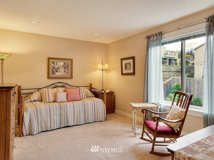 760 Maple Street Edmonds, WA 98020 - Photo 12 of 15 Gallery Image 12