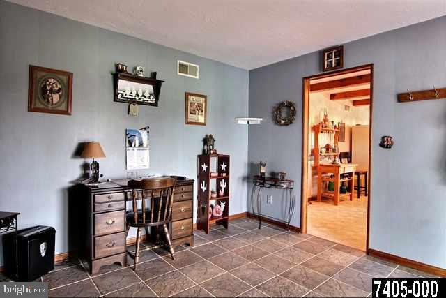 189 Blue Stone Road York, PA 17406 - Photo 10 of 25 Gallery Image 10