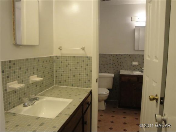 3705 Southwest 5th Place Gainesville, FL 32607 - Photo 16 of 24