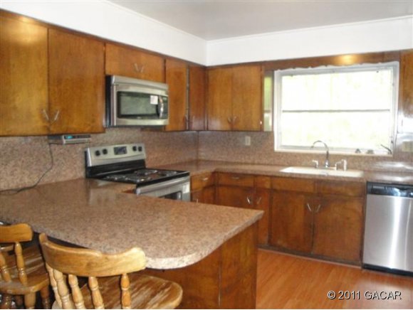 3705 Southwest 5th Place Gainesville, FL 32607 - Photo 6 of 24