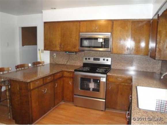 3705 Southwest 5th Place Gainesville, FL 32607 - Photo 7 of 24