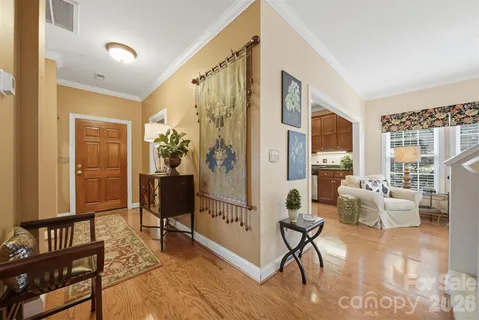 $499,900 | 4410 1st St Drive Northwest, Hickory, NC 28601