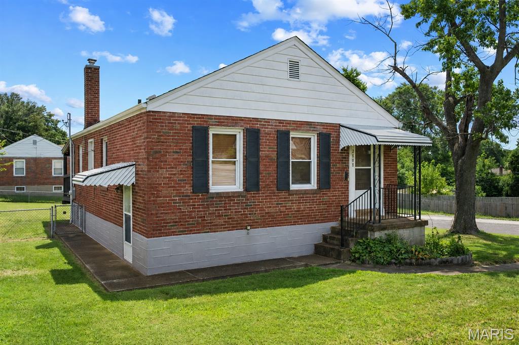2808 Telegraph Road St. Louis, MO 63125 - Photo 3 of 31 Gallery Image 3