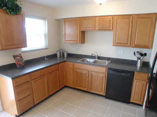 1719 Striebel Road Columbus, OH 43227 - Photo 3 of 5 Gallery Image 3
