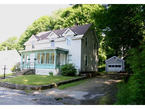 14 Slack Avenue Springfield, VT 05156 - Photo 3 of 10