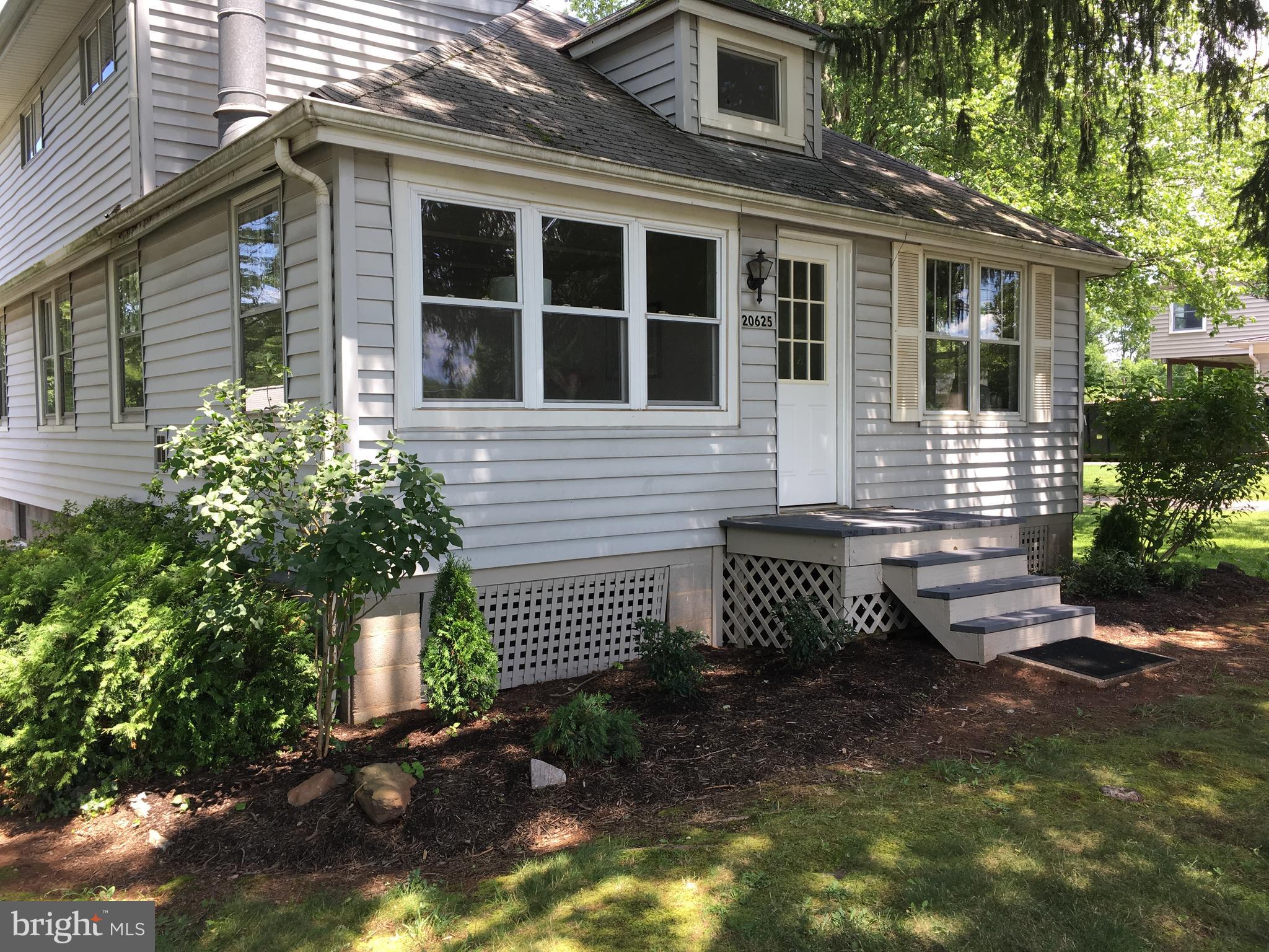 20625 Whites Ferry Road Poolesville, MD 20837 - Photo 2 of 38 Charming Cape Cod with 3.74 ACRES