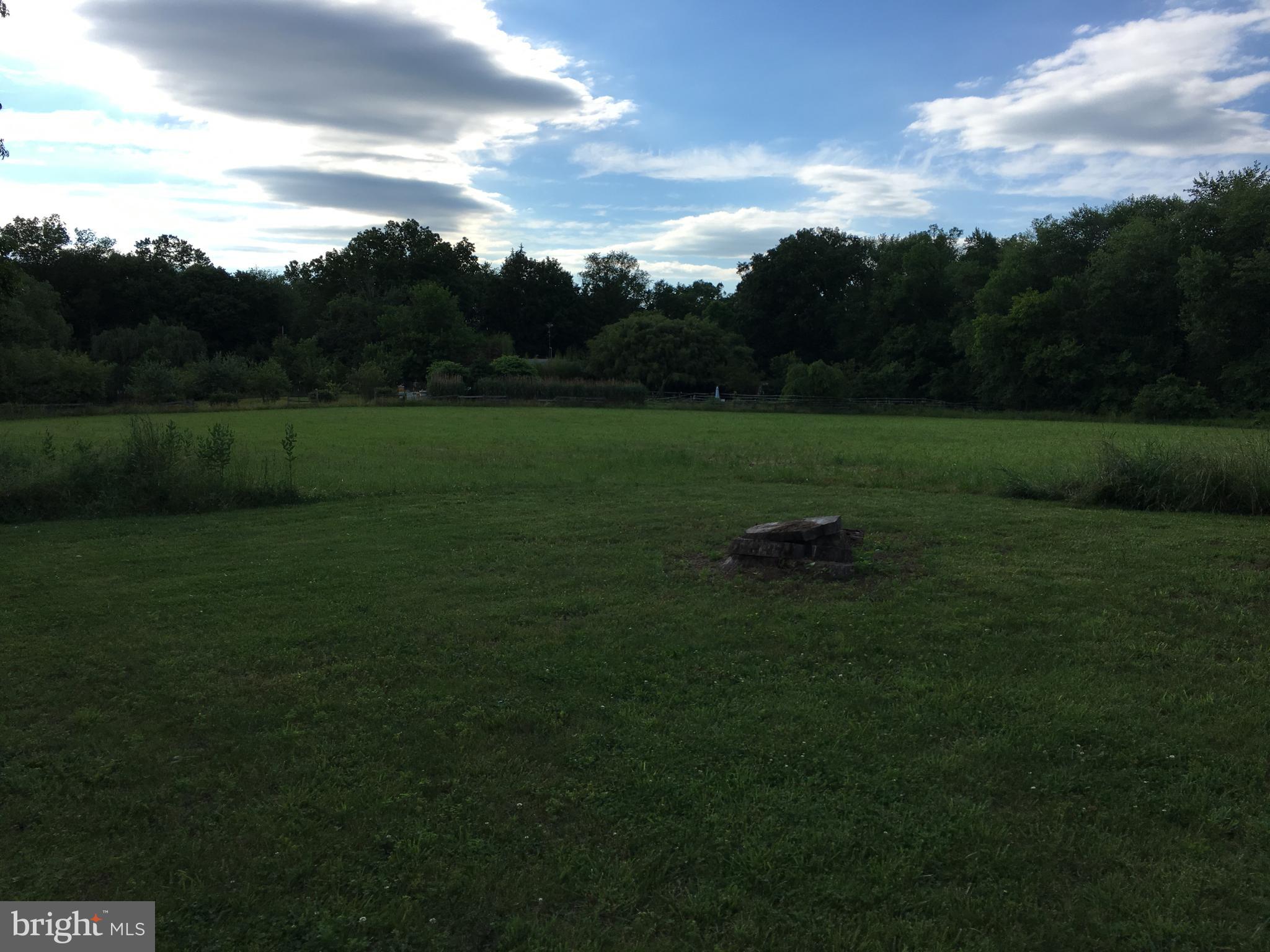 20625 Whites Ferry Road Poolesville, MD 20837 - Photo 37 of 38 Tranquil 3.74 acres