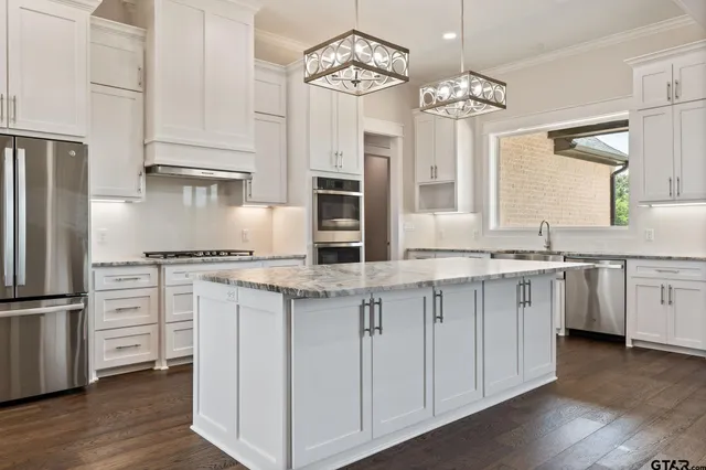 $799,000 | 21604 Woodring Road, Bullard, TX 75757