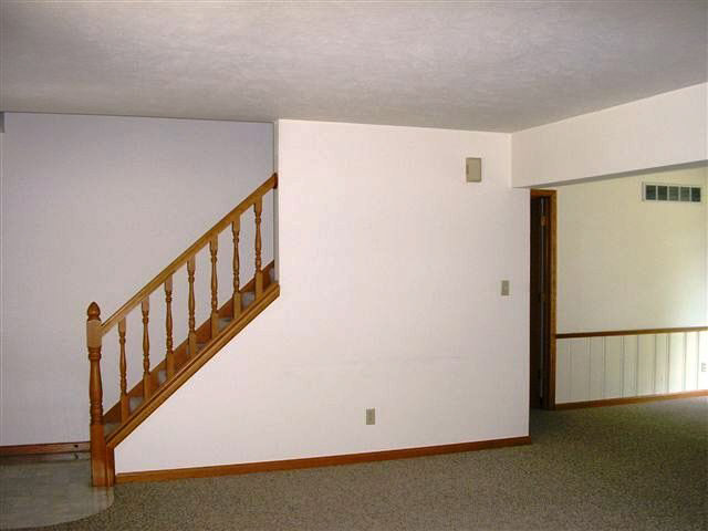 2311 Bashor Road Goshen, IN 46526 - Photo 3 of 10 Gallery Image 3