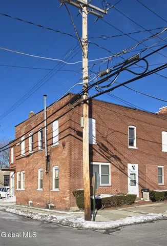 $160,000 | 61 Elm Street, Hoosick Falls, NY 12090