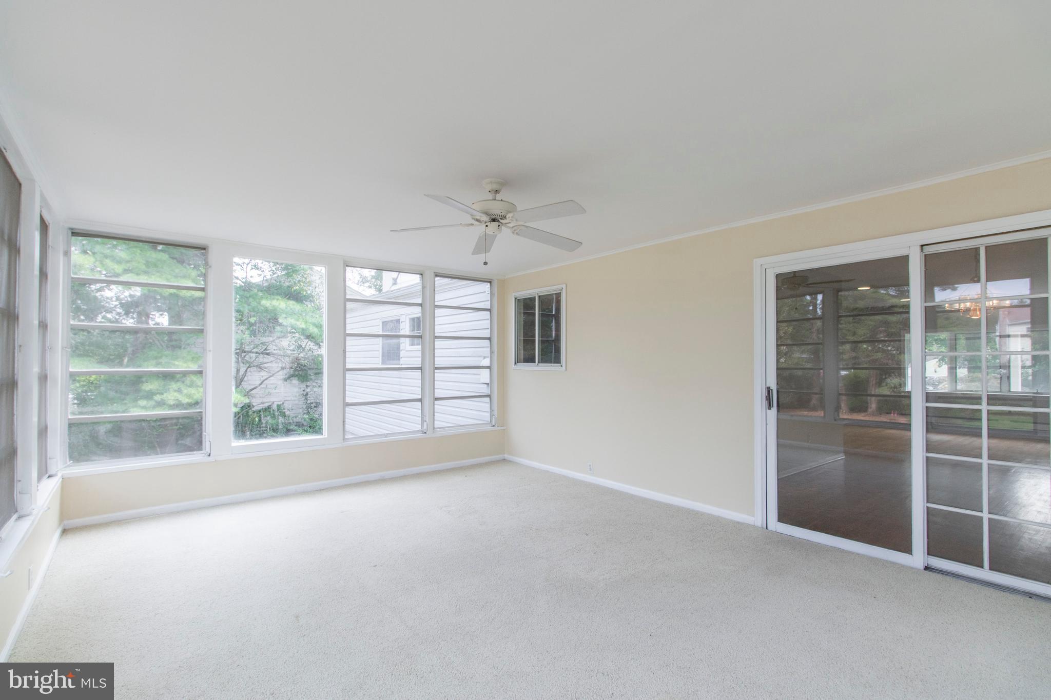35 Lee Road Norristown, PA 19403 - Photo 22 of 36 Sun Room