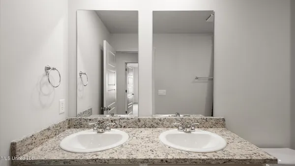 $303,900 | 224 Raulston Drive, Byram, MS 39272