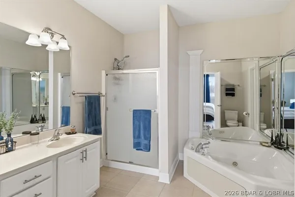 $400,000 | 230 Plaza Gardens Court, Unit 2C, Camdenton, MO 65020