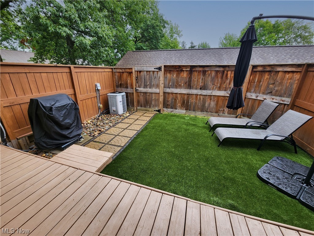 986 Som Center Road, Unit D4 Cleveland, OH 44143 - Photo 14 of 17 Gallery Image 14