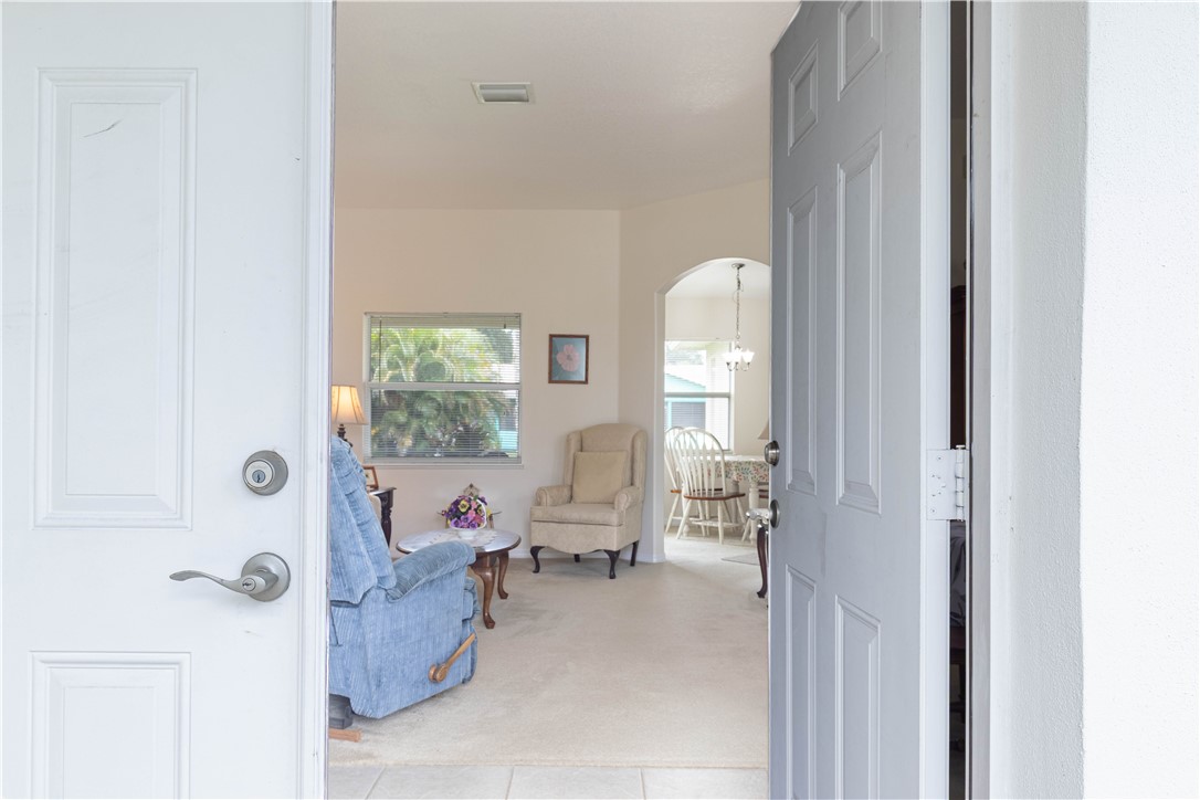 830 Cain Street Sebastian, FL 32958 - Photo 5 of 35