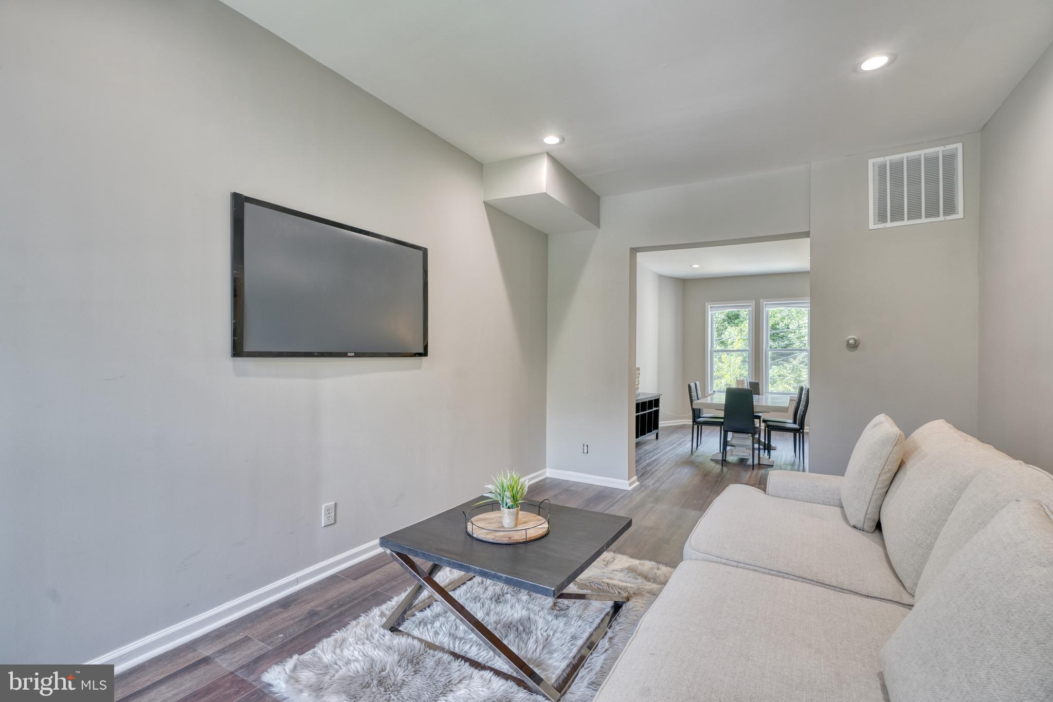 3508 Reisterstown Road Baltimore, MD 21215 - Photo 5 of 46 Gallery Image 5